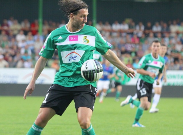 Kamil Kosowski w PGE GKS Bełchatów grał przez półtora sezonu w latach 2011-2013. W oficjalnych meczach strzelił tylko jedną bramkę