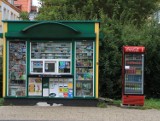 Rozbój w Lipianach. Z nożem na kioskarkę. Przewrócił i okradł