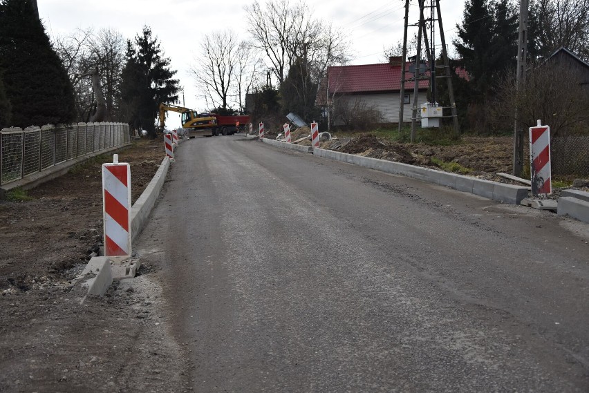 Mieszkańcy Borusowej narzekają natomiast na remont drogi...