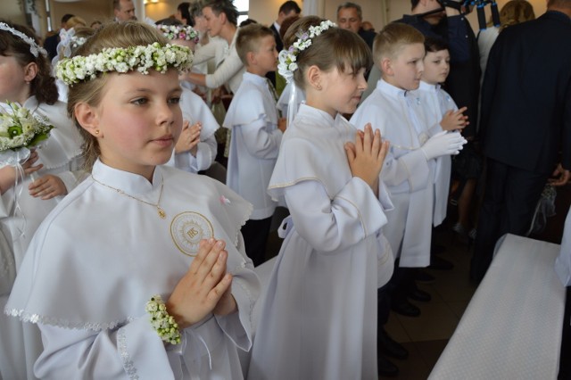 Bełchatów. Pierwsza Komunia Św. w parafii NMP Nieustającej Pomocy