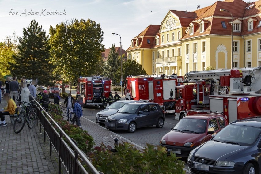 Strażacy, którzy przyjechali pod wskazany adres,...