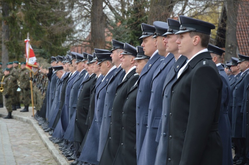 Malbork. Święto 22 Bazy Lotnictwa Taktycznego [ZDJĘCIA]. Inspektor Sił Powietrznych osobiście podziękował za służbę