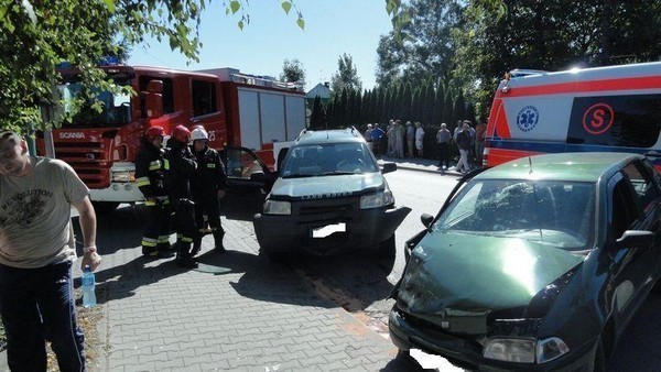 Wypadek Chełmiec: zderzenie fiata i landrovera, troje rannych [ZDJĘCIA]