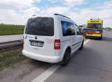 Wypadek na Autostradzie A4 koło Wrocławia. Kierowcy utknęli w korkach w stronę Legnicy, samochody blokują lewy pas ruchu