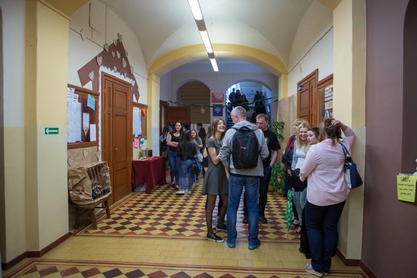 Najpopularniejsze szkoły średnie w Tarnowie mają po kilkuset chętnych do klas pierwszych