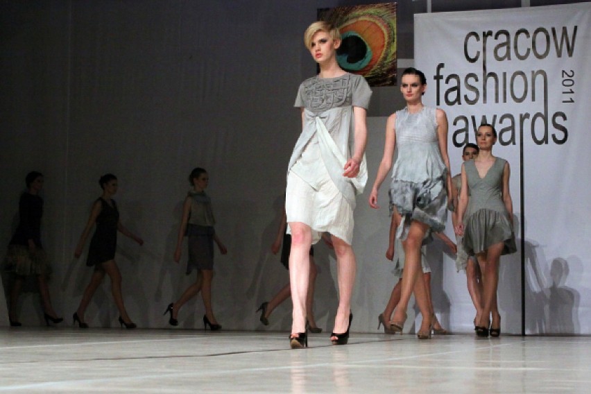 Cracow Fashion Awards 2011: zdjęcia kreacji młodych krakowskich projektantów!