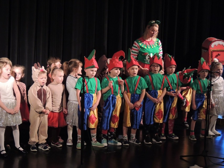 Koncert świąteczny przedszkola DoReMi! Dzieci wystąpiły w Miejskim Domu Kultury