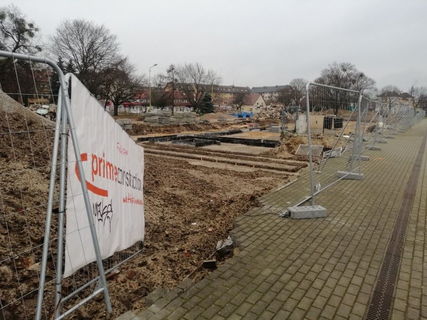 Budowa dworca w Goleniowie stoi. Prace zostaną wznowione w styczniu
