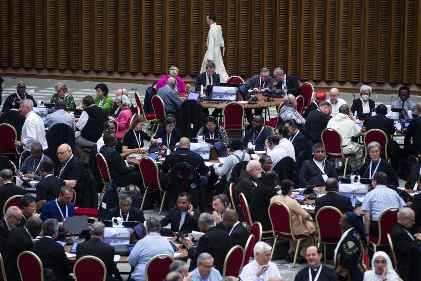 Posiedzenie Zgromadzenia Ogólnego Synodu Biskupów w Sali...