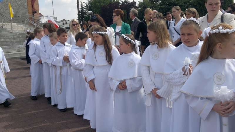 Procesja Bożego Ciała w parafii św. Floriana w Pleszewie