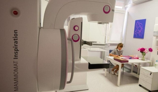 – Bezpłatnemu badaniu mammograficznemu mogą poddać się wszystkie panie w wieku 50-69 lat, które w ciągu ostatnich dwóch lat nie korzystały z tego rodzaju diagnostyki – mówi Magdalena Balińska z UM Rypin