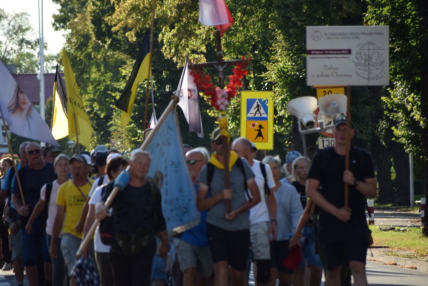 Najdłuższa polska pielgrzymka piesza na Jasną Górę dotarła...