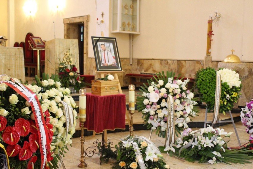 Pogrzeb wójta gminy Jaworze. Radosław Ostałkiewicz spoczął na cmentarzu w bielskiej Wapienicy