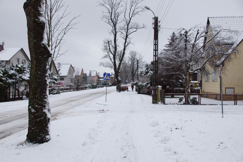 Sławno w zimowej scenerii. Nasypało śniegu [ZDJĘCIA]