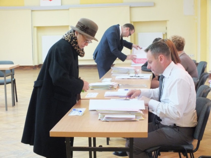 FOTOGALERIA z wyborów 2014 w Kraśniku

16 listopada odbyły...