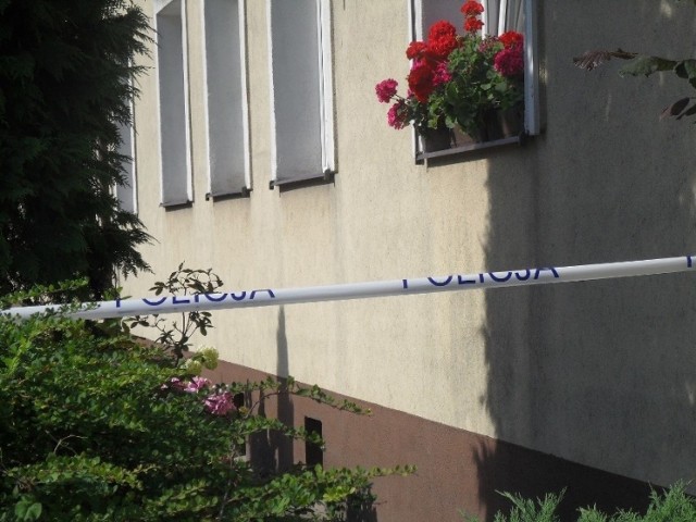 Do próby zabójstwa doszło w Ustce w domu przy ulicy Darłowskiej