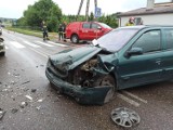 Wypadek na skrzyżowaniu w Somoninie w powiecie kartuskim - cztery osoby trafiły do szpitala!