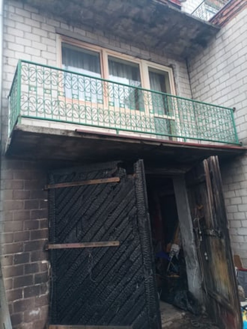 Trwa zbiórka na odbudowę stolarni i pracowni pszczelarskiej w gminie Uniejów. Warsztaty zostały całkowicie zniszczone w pożarze ZDJĘCIA