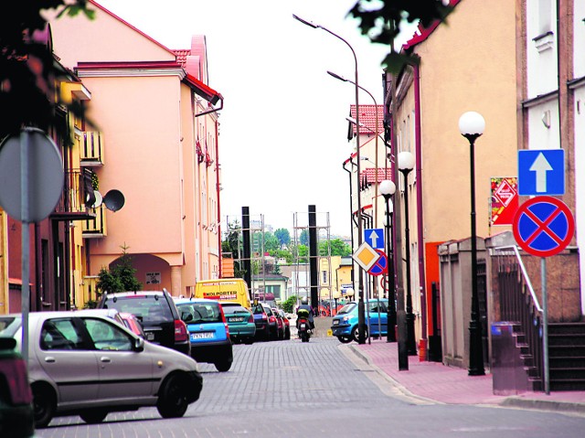 Ulica Słowackiego jest dosłownie naszpikowana latarniami