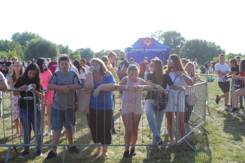 Koncert charytatywny w Hrubieszowie. Zobacz jak bawili się mieszkańcy 