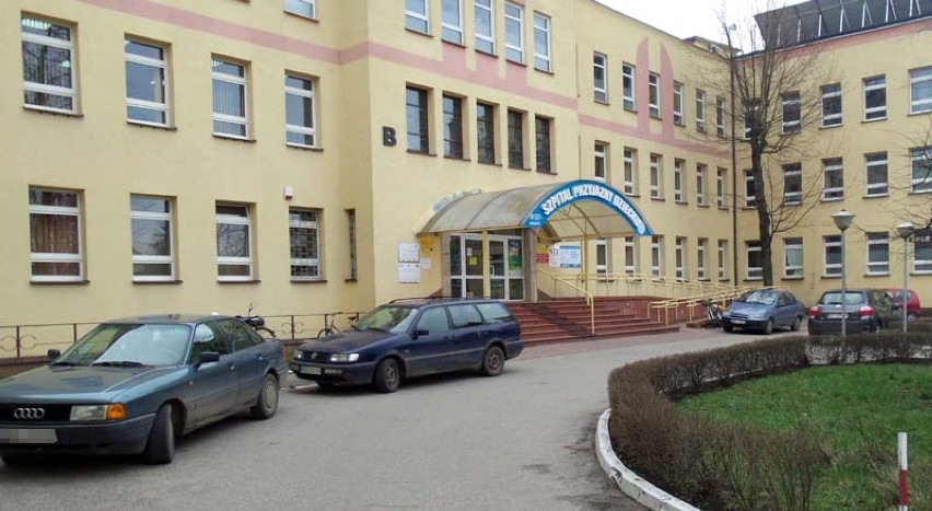 Bielsk Podlaski: Parkowanie przed szpitalem