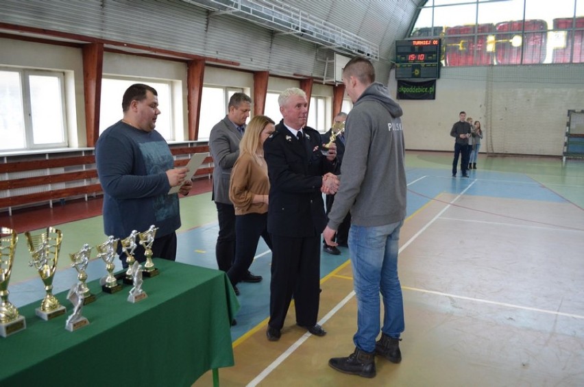 OSP Ciężków zwycięzcą strażackiego turnieju w Poddębicach