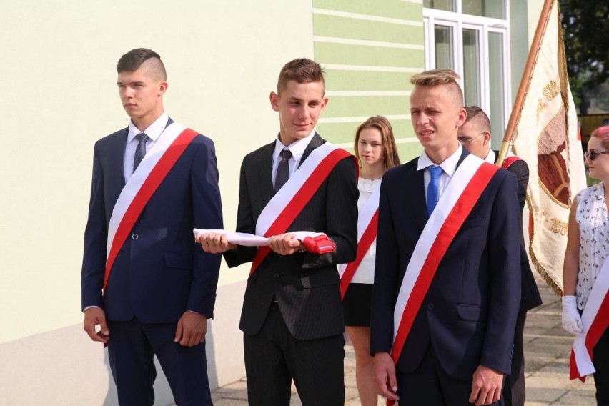 Uczniowie Zespołu Szkół Zawodowych w Sokółce gotowi na nowy rok szkolny (zdjęcia)