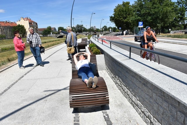 Powstał bulwar! Ulica Nadbrzeżna przejezdna w Legnicy.