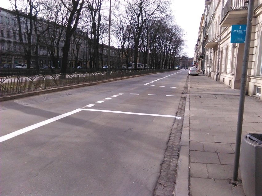 Kraków. Zwężają ulicę Dietla i wyznaczają miejsca parkingowe [ZDJĘCIA]