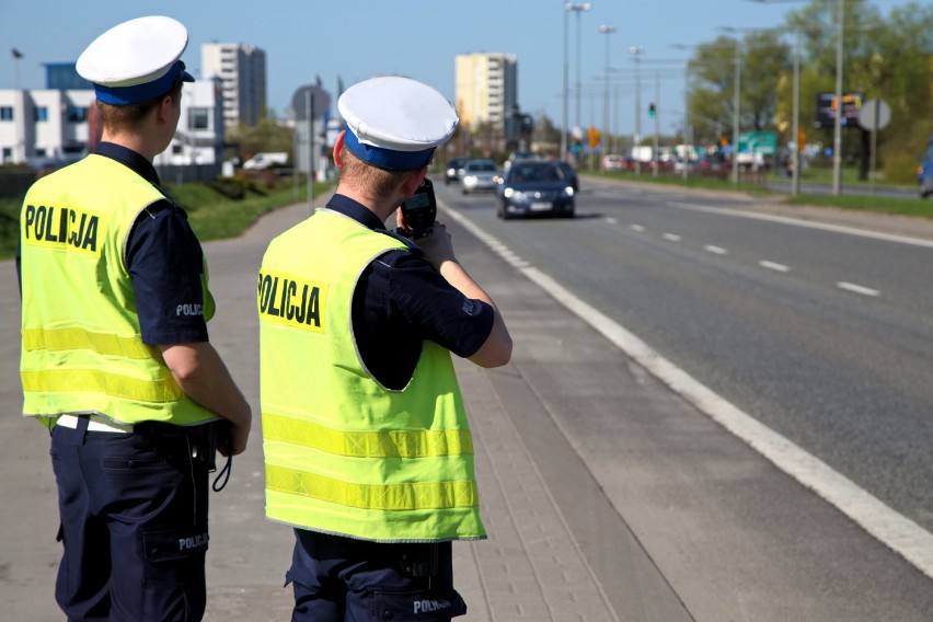 Wzmożone kontrole na krajowej „25” policjanci z bydgoskiej...