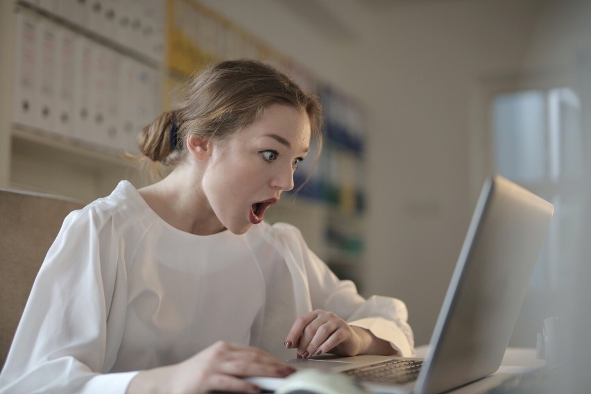 Praca dla studentów. Przesuń w prawo i zobacz najciekawsze...