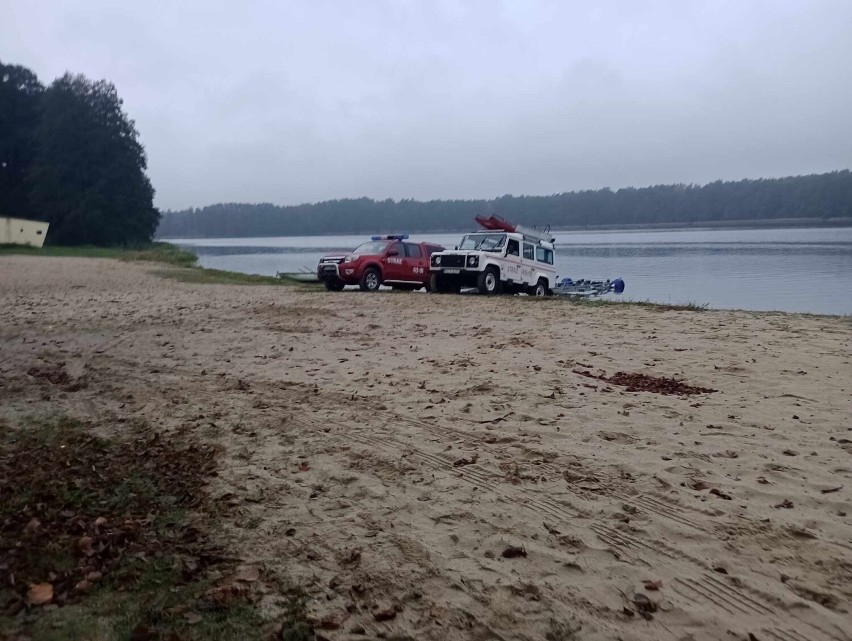Na jeziorze Królewskim znaleziono zwłoki 59-letniego wędkarza