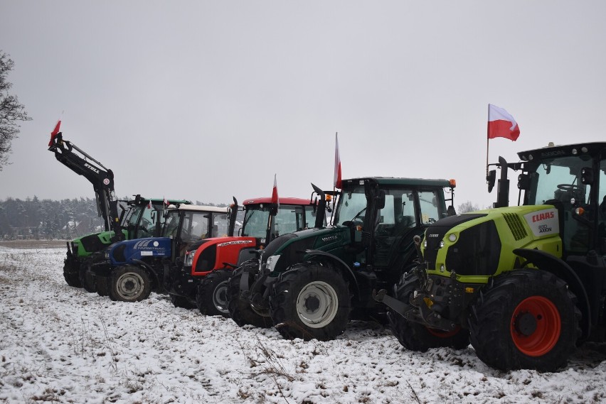 Rolnicy z powiatu pleszewskiego i nie tylko protestowali w...