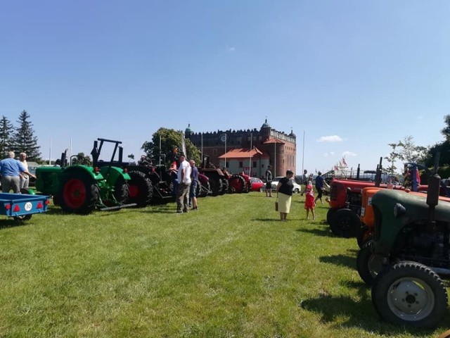 XI Zlot i Wystawa Starych Ciągników i Maszyn Rolniczych Województwa Kujawsko-Pomorskiego w Golubiu-Dobrzyniu