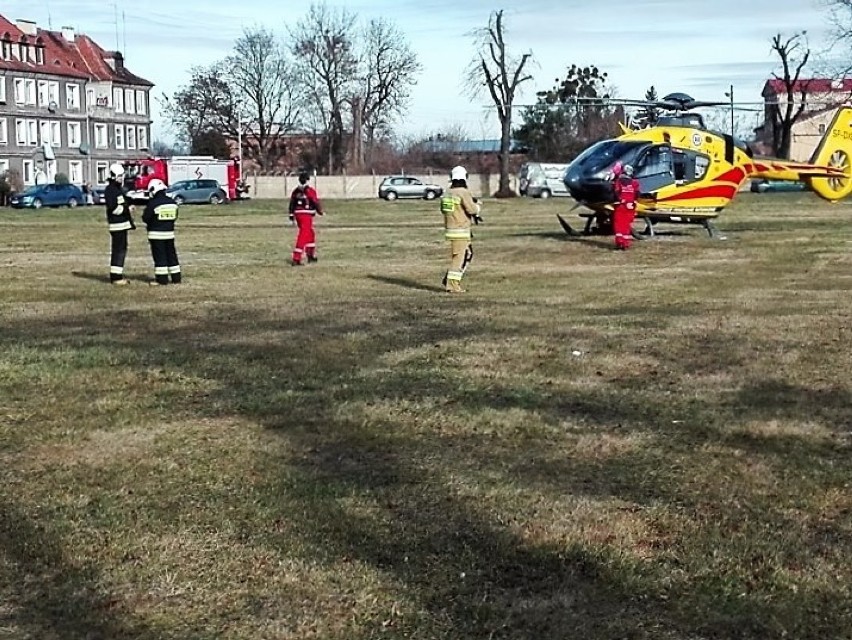 Lądowanie helikopter LPR w Brzegu