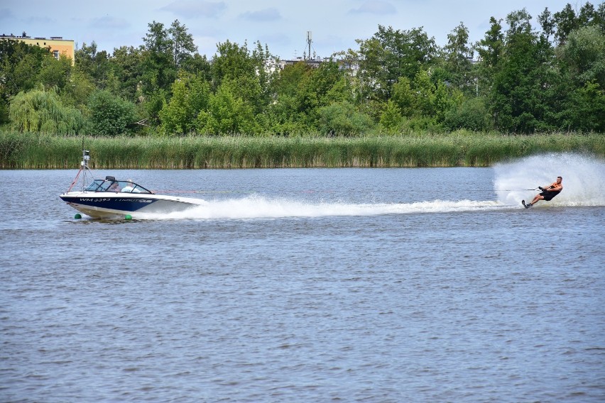 Mistrzostwa Polski w slalomie na nartach wodnych za motorówką Żnin 2019 [zdjęcia, wyniki]