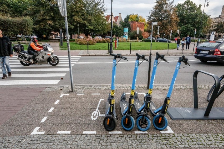 29.09.2020 gdansk. strefa parkowania hulajnog.  fot....