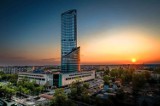 TOP 10 najwyższych budynków we Wrocławiu. Czy Sky Tower zostanie zdetronizowany? Galeria, ranking i ciekawostki