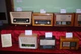 Wystawa &quot;Radio-retro&quot; w bibliotece (FOTY)