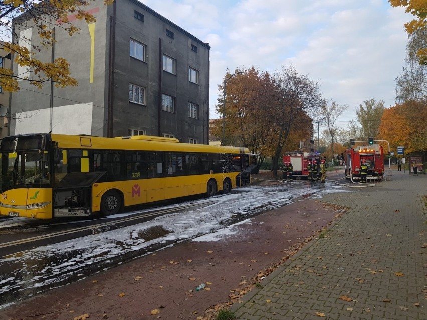 Pożar autobusu w Katowicach. 

Zobacz kolejne zdjęcia....