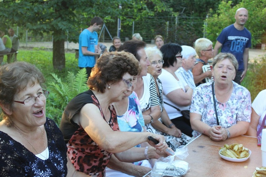 Spotkanie integracyjne w ogrodach proboszczowskich