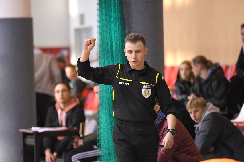 Koniec grupowych rozgrywek w Żarskiej Lidze Futsalu. Wiemy kto zagra w finale!