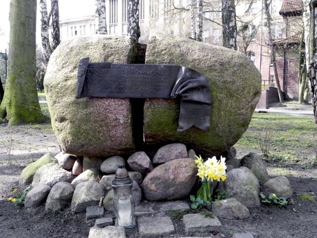 Pomnik "Inki" w Sopocie.