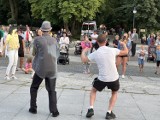 Radom tańczył na Placu Corazziego do muzyki Michaela Jacksona