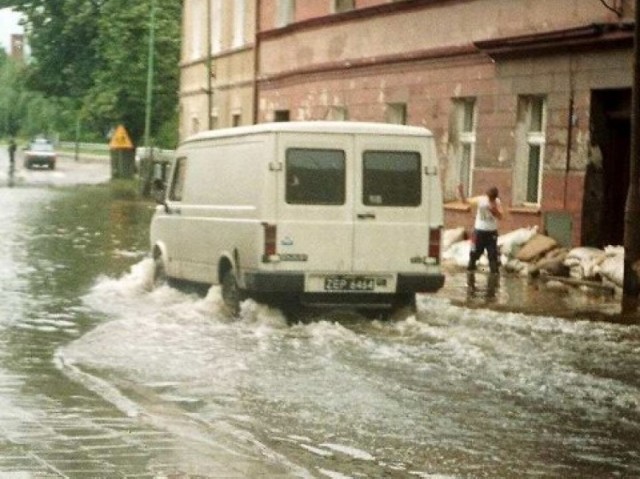Wielka woda w Krośnie Odrzańskim. Tak wyglądała powódź w 1997.