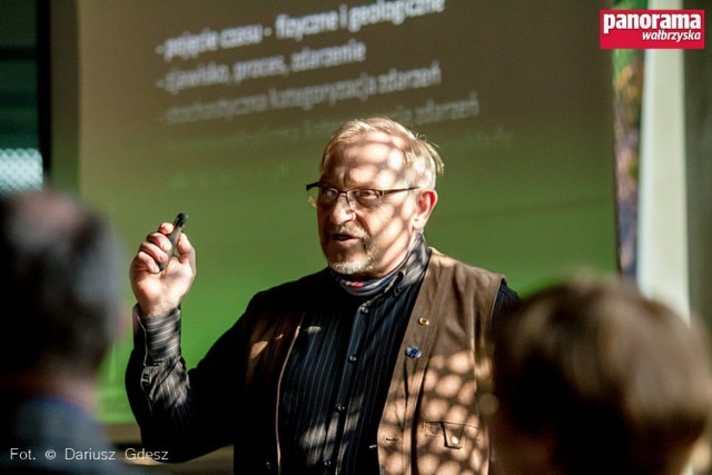 Tym razem gościem Kawiarni Naukowej organizowanej w wałbrzyskiej Starej Kopalni był dr hab. Jurand Wojewoda z Instytutu Nauk Geologicznych Uniwersytetu Wrocławskiego