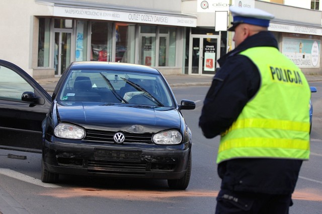 Wypadek na ulicy Muzealnej w Legnicy