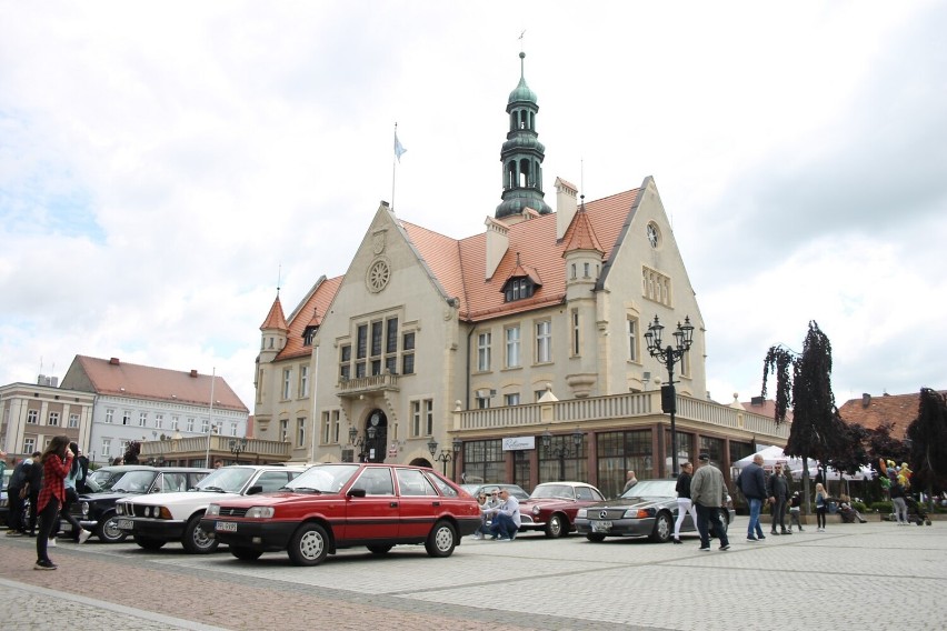 Międzynarodowy Rajd Pojazdów Zabytkowych przejechał przez Krotoszyn [ZDJĘCIA]      