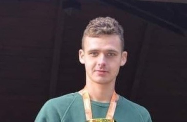 Starszy posterunkowy Bartosz Solecki z grójeckiej policji zajął pierwsze miejsce podczas sobotniego maratonu w Radomiu.