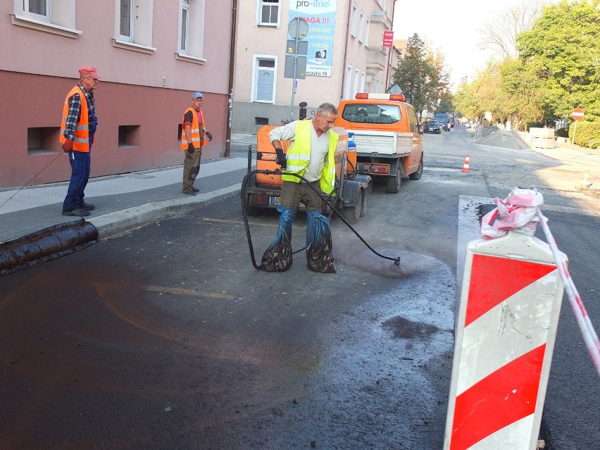 Na Kościuszki w Opolu jest już nowy asfalt [zdjęcia, wideo]